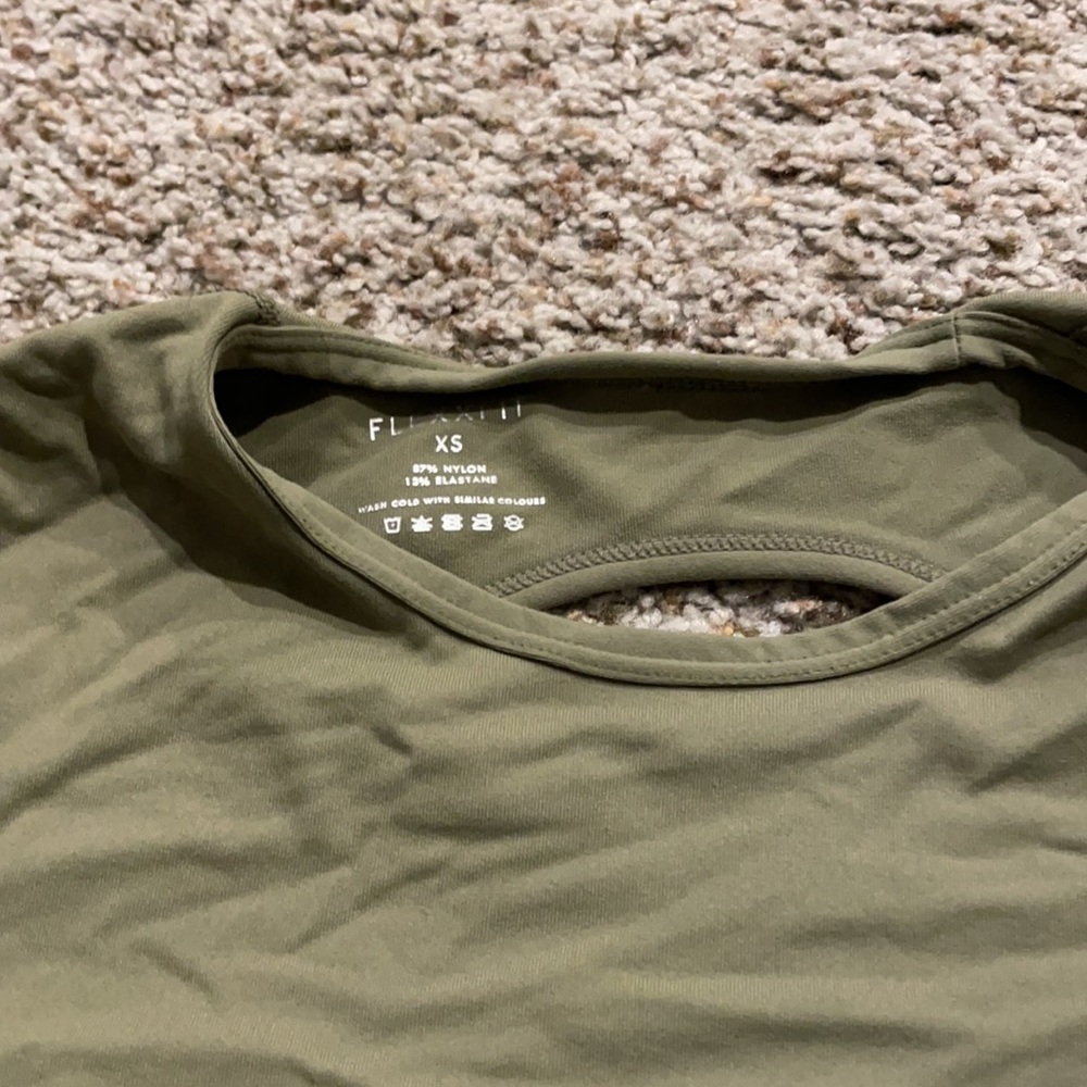 Cropped Workout Top, Size Extra Small - image 2